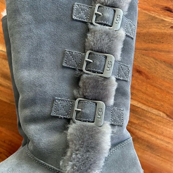 Uggs **nearly new**Klea size 10 - Picture 5 of 14